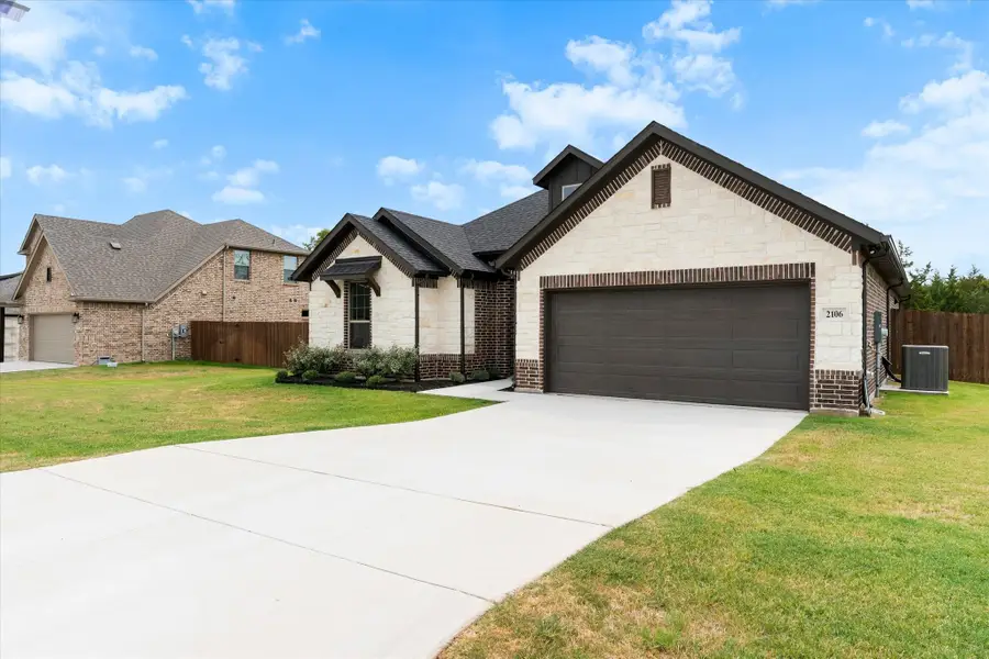 2106 Briarwood Drive, Bridgeport, TX 76426 - #2
