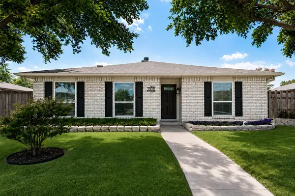 1838 Sandra Lane, Grand Prairie, TX 75052
