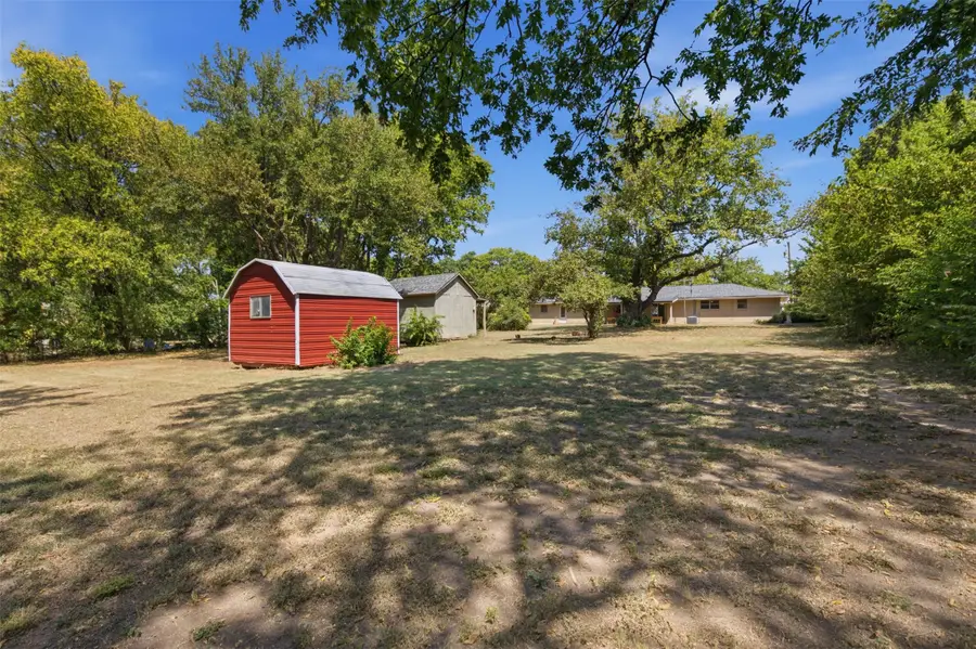 6121 Ten Mile Bridge Road, Fort Worth, TX 76135 - #2