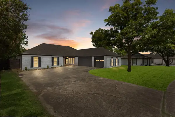 5000 Edgewater Drive, Rowlett, TX 75088