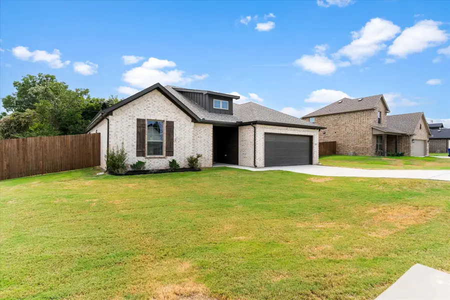 2110 Briarwood Drive, Bridgeport, TX 76426 - #2