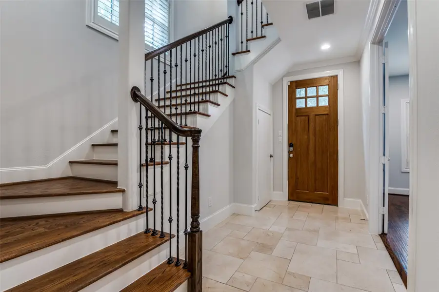2110 Helsminster Drive, Dallas, TX 75201 - #3