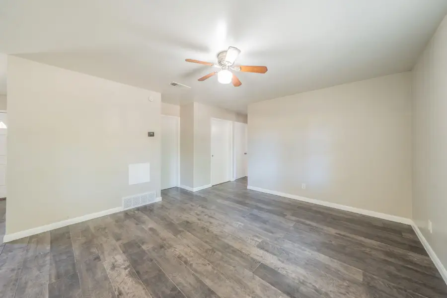 4646 Ridgepoint Drive, Dallas, TX 75211 - #3