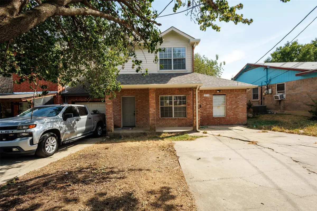 1213 College Street, Grand Prairie, TX 75050 - #1