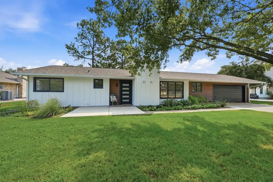 722 Kiowa Drive W, Lake Kiowa, TX 76240 - #2