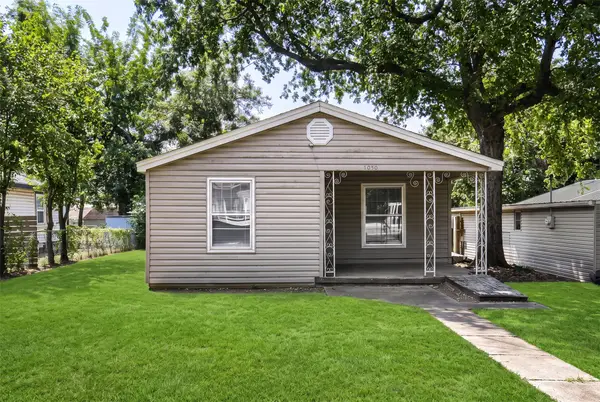 1050 Dubois Street, Denison, TX 75020