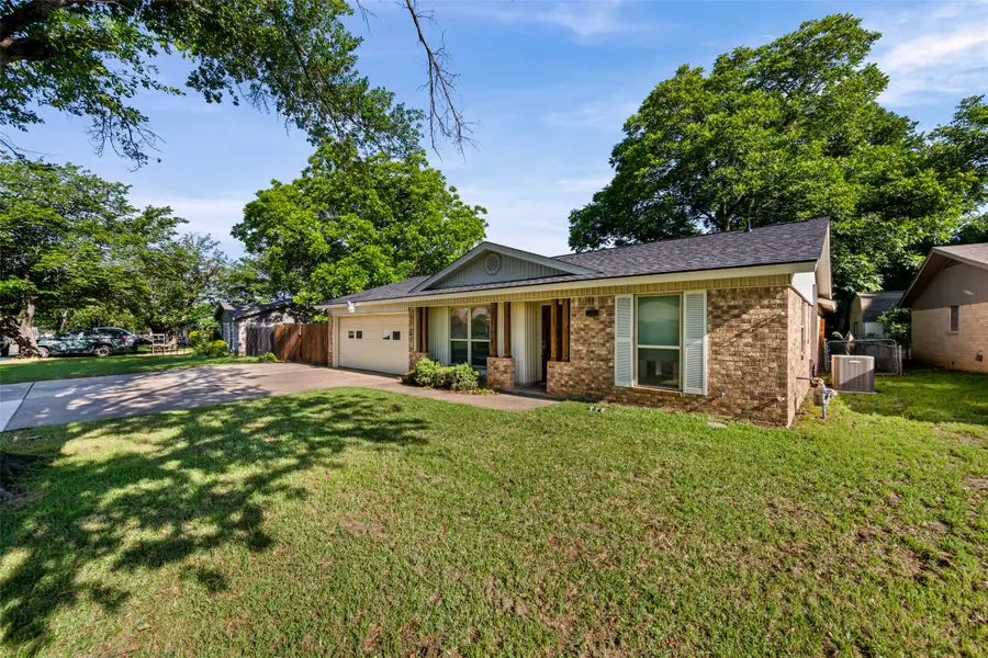 7521 Susan Court, North Richland Hills, TX 76180 - #2