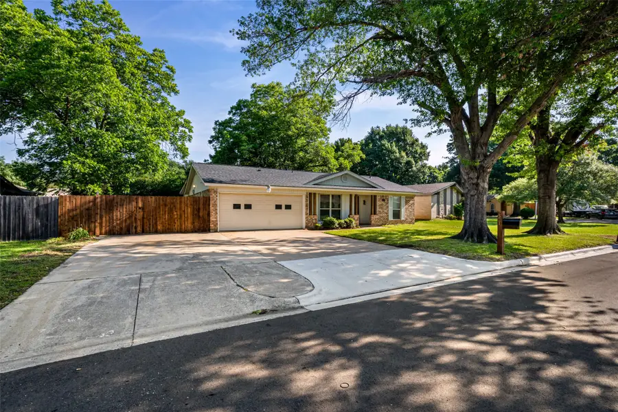 7521 Susan Court, North Richland Hills, TX 76180 - #3
