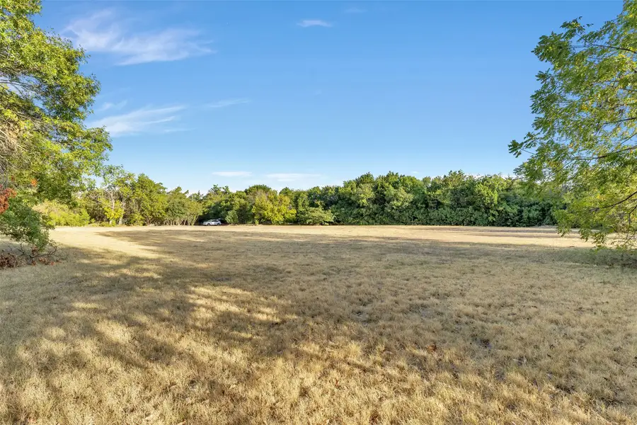 501 W Red Bird Lane, Duncanville, TX 75116 - #2