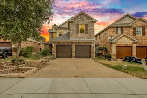 1014 Kaylie Street, Grand Prairie, TX 75052