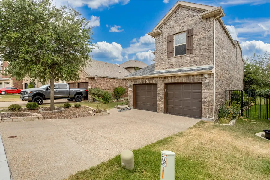 1014 Kaylie Street, Grand Prairie, TX 75052 - #2