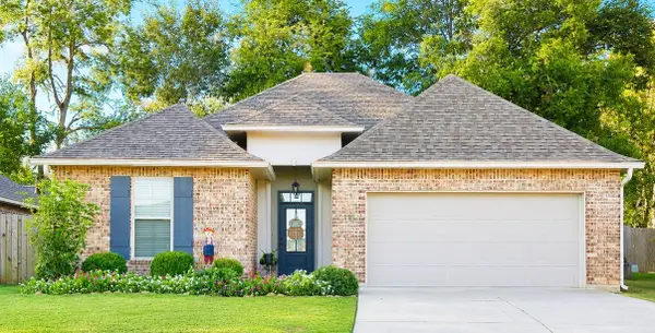 335 Coppice Place, Bossier City, LA 71111
