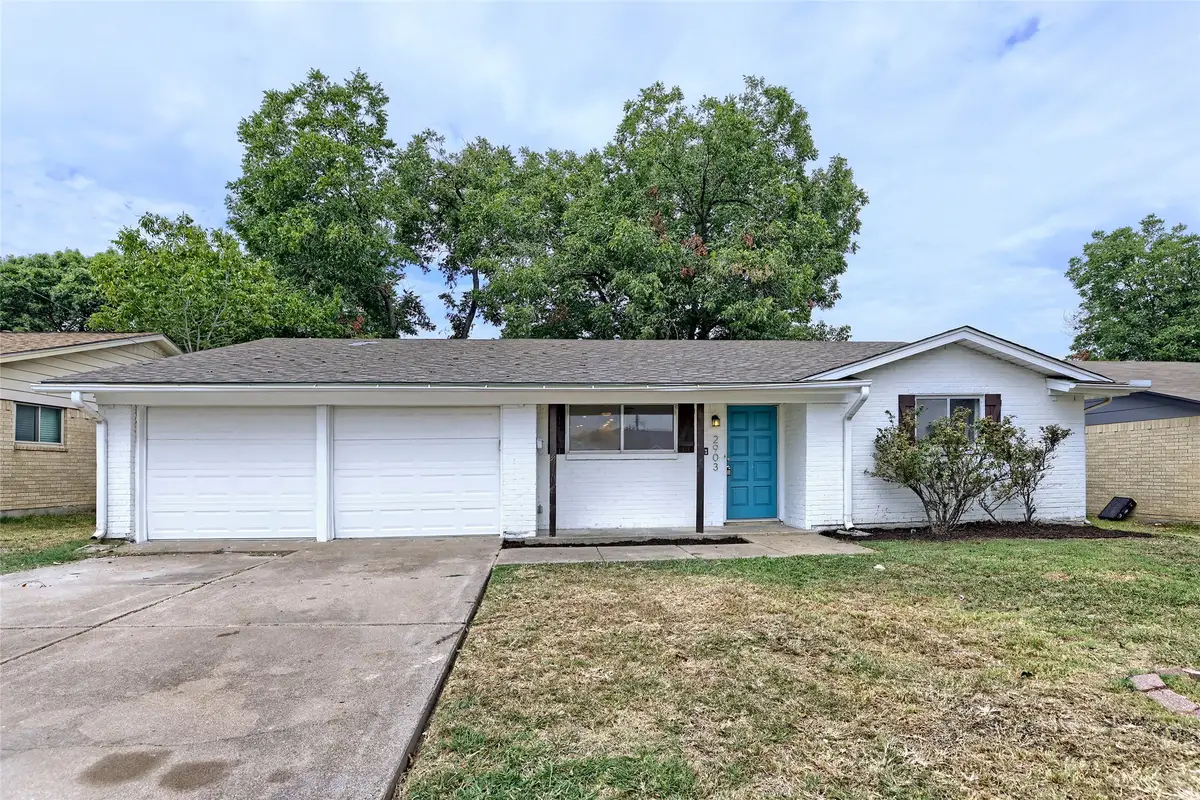 2903 E Mitchell Street, Arlington, TX 76010 - #1