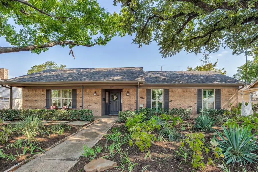 912 Vinecrest Lane, Richardson, TX 75080 - #2