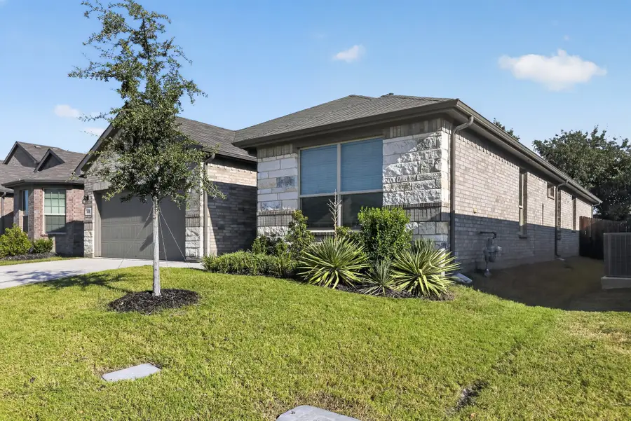 400 Dunmore Drive, Fort Worth, TX 76052 - #2
