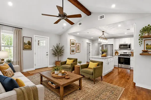 4909 White Oak Lane, River Oaks, TX 76114