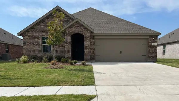 408 Carthage Street, Caddo Mills, TX 75135
