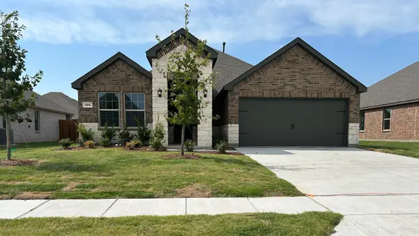 404 Carthage Street, Caddo Mills, TX 75135