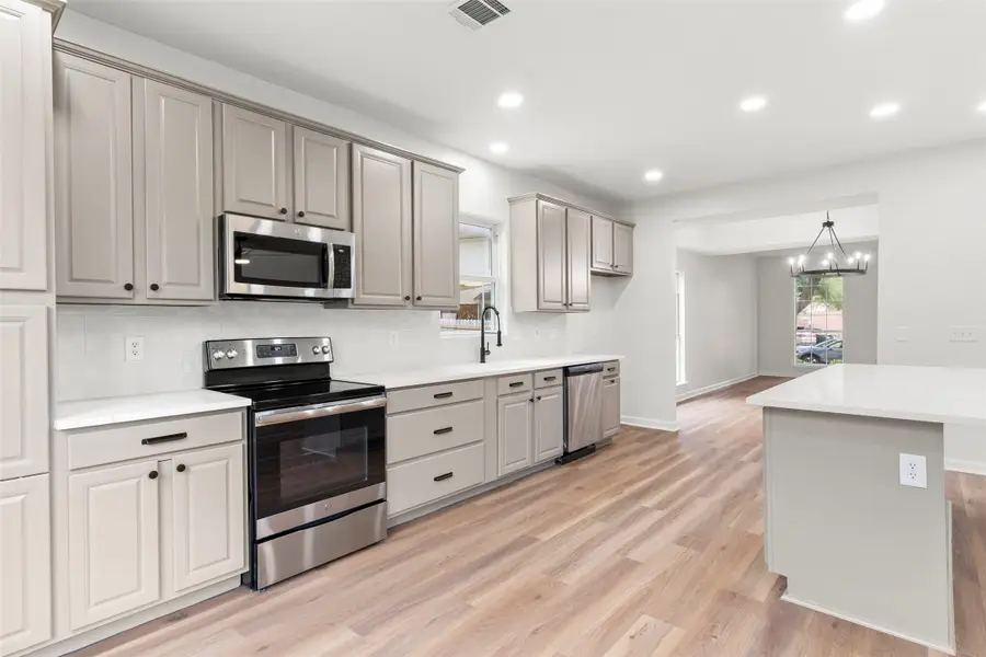 5423 Bryce Canyon Court, Fort Worth, TX 76137 - #2