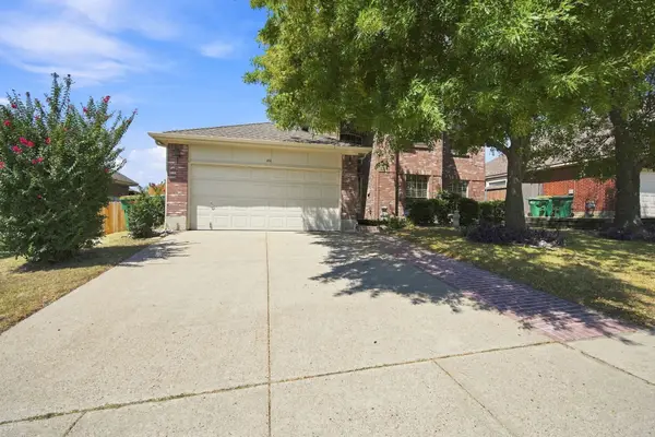 212 Armstrong Drive, Cedar Hill, TX 75104