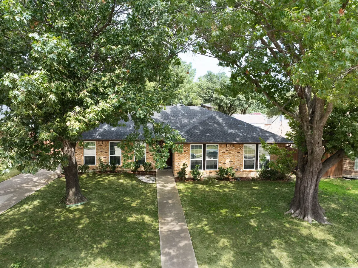 5505 Edgewater Circle, Rowlett, TX 75088 - #1