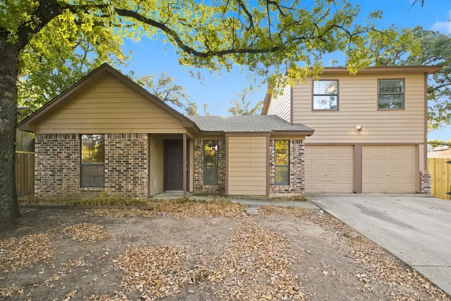 721 Timberoaks Drive, Azle, TX 76020 - #2