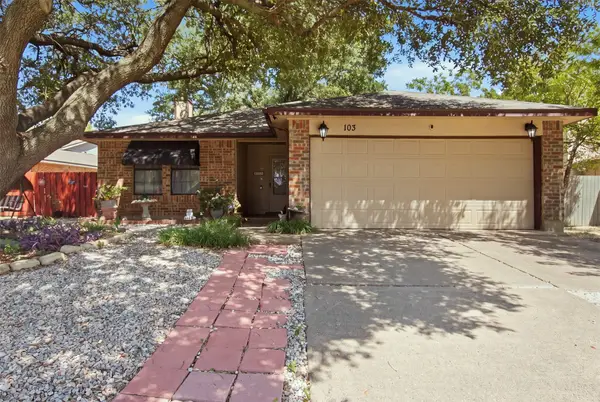 103 Caprock Drive, Arlington, TX 76018