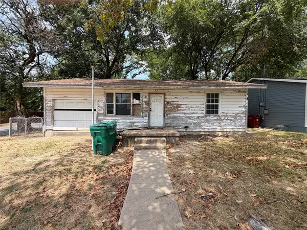 327 W Hester Street, Sherman, TX 75090