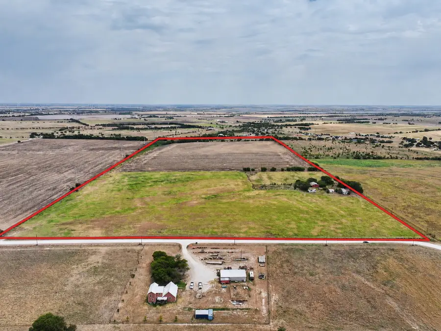 272 Hcr-3106, Abbott, TX 76621 - #2