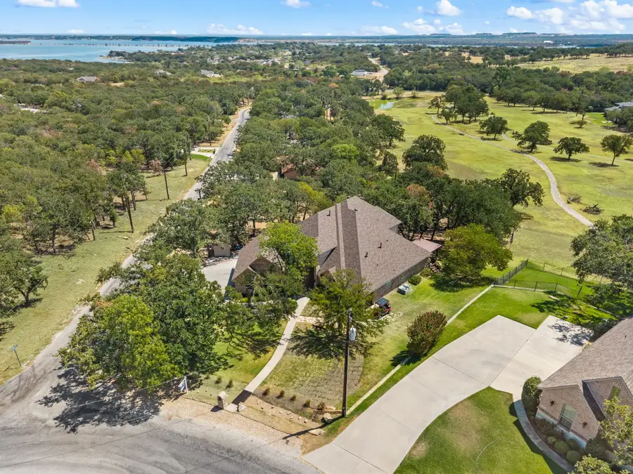 615 Runaway Bay Drive, Runaway Bay, TX 76426 - #3
