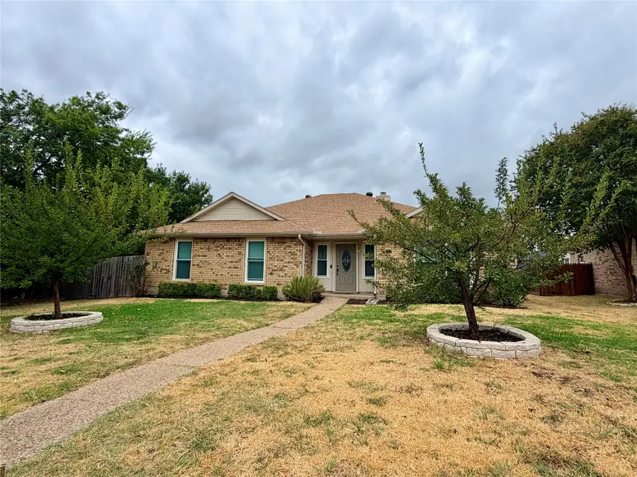 7102 Lyons Road, Garland, TX 75043 - #2