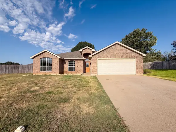 9 Fern Oak Court, Mansfield, TX 76063