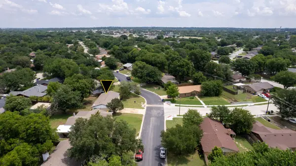 6441 Carousel Drive, Watauga, TX 76148