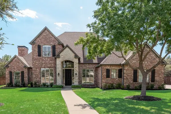8 Siesta Circle, Heath, TX 75032