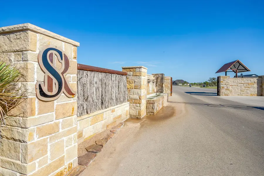113 Dan Russell Bend, Weatherford, TX 76087 - #3