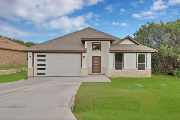 2210 San Saba Court, Granbury, TX 76048