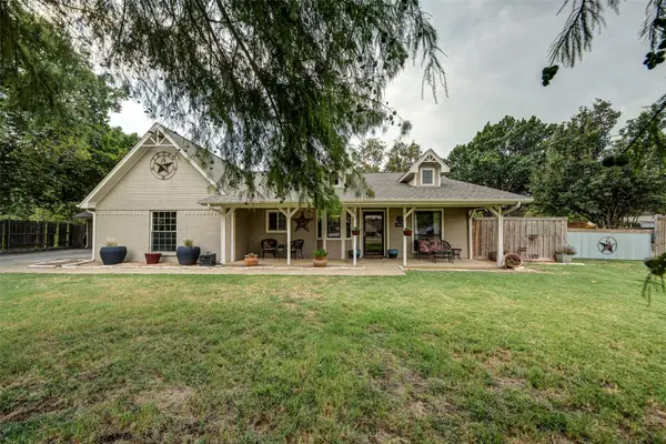 3805 Berry Hill Court, Double Oak, TX 75028
