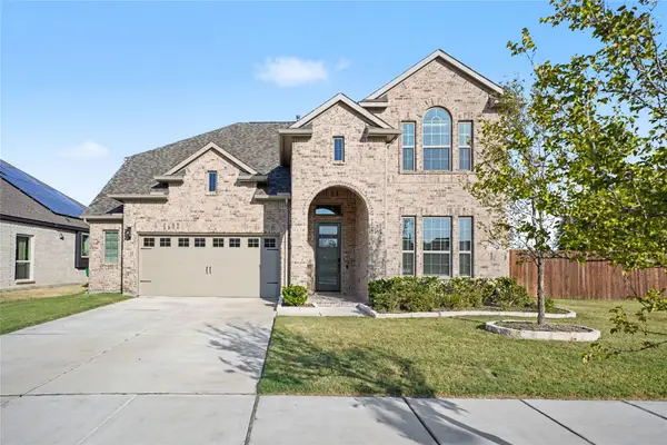 1830 Silver Birch Road, Waxahachie, TX 75165