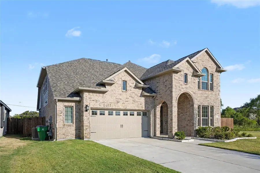 1830 Silver Birch Road, Waxahachie, TX 75165 - #2