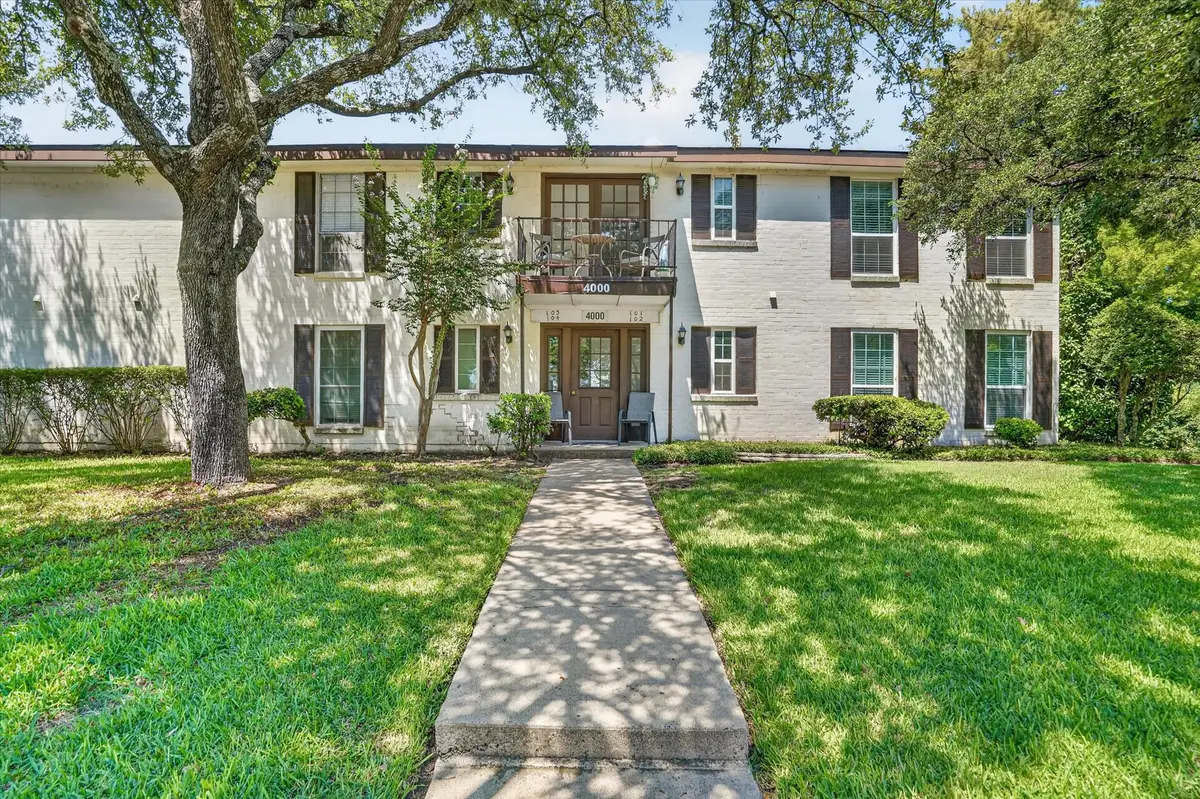 4000 Ridglea Country Club Drive #102, Fort Worth, TX 76126 - #1