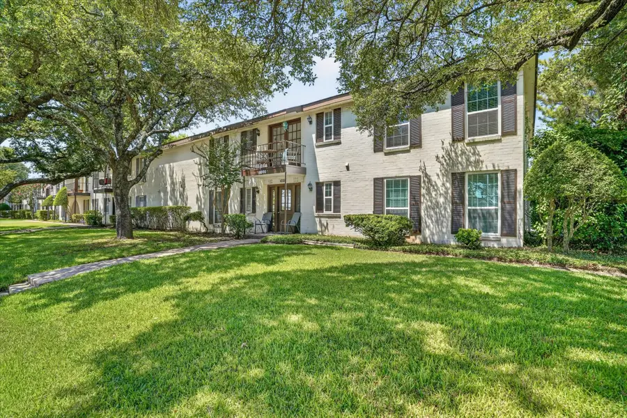 4000 Ridglea Country Club Drive #102, Fort Worth, TX 76126 - #2