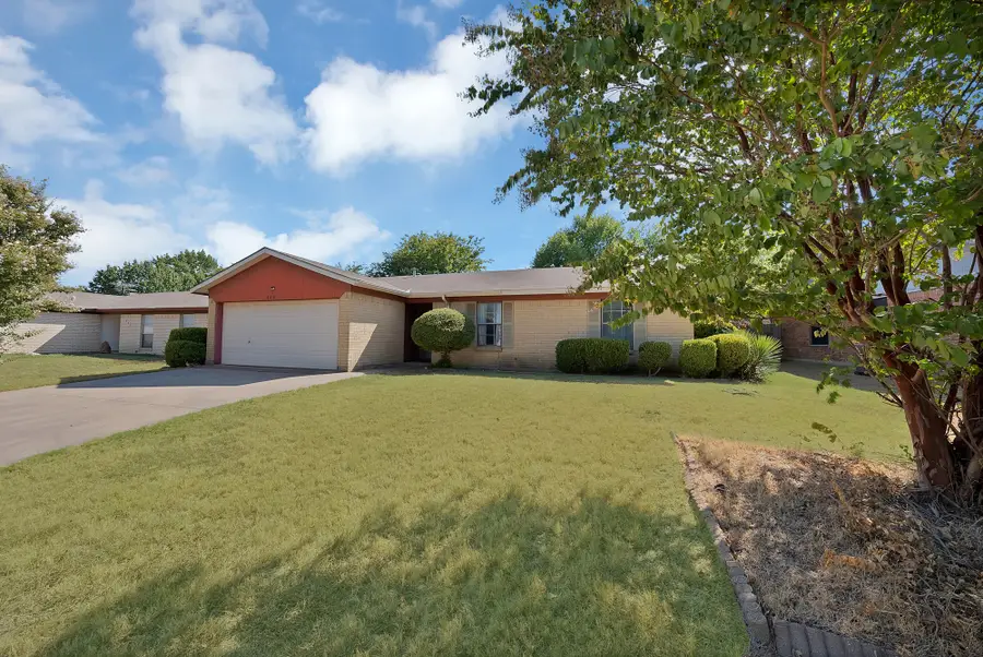 520 Guadalupe Drive, Saginaw, TX 76179 - #2