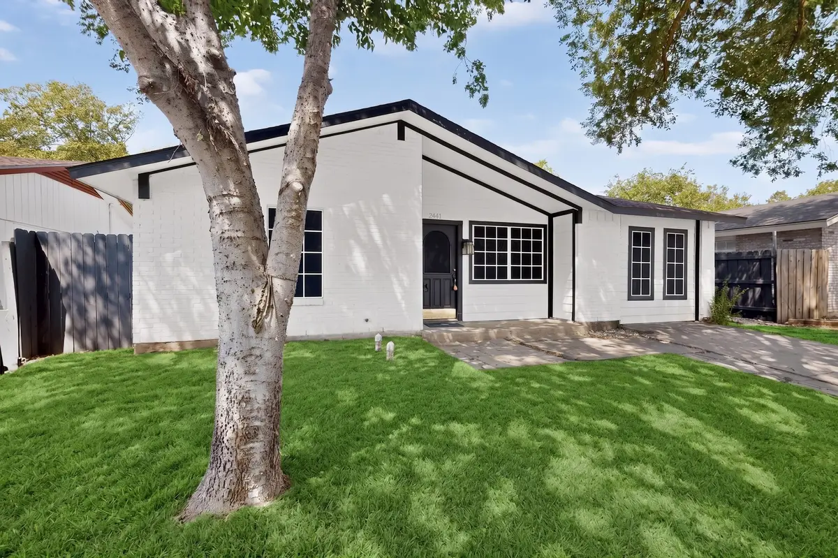 2441 Lakeshore Drive, Grand Prairie, TX 75051 - #1