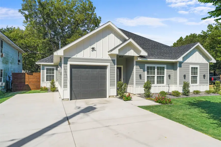 300 S 5th Street, Crandall, TX 75114 - #3