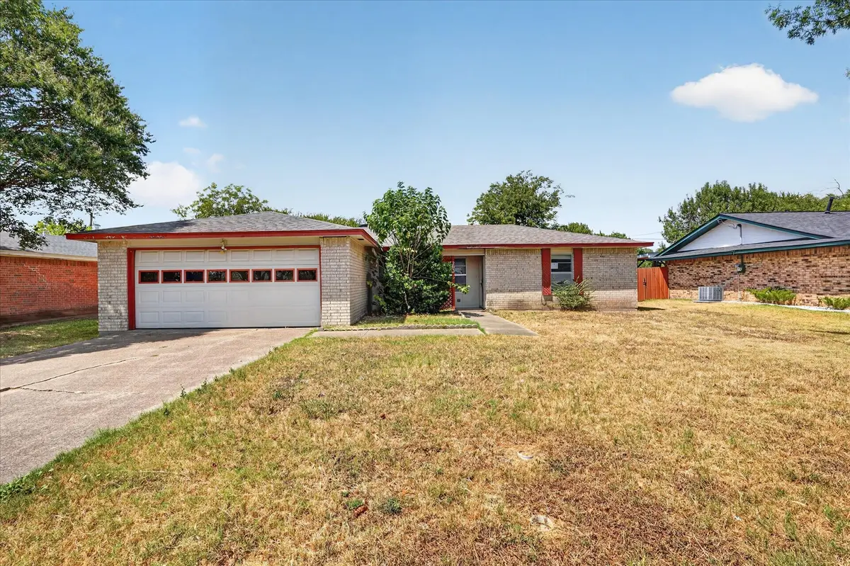 203 Myrtle Avenue, Waxahachie, TX 75165 - #1