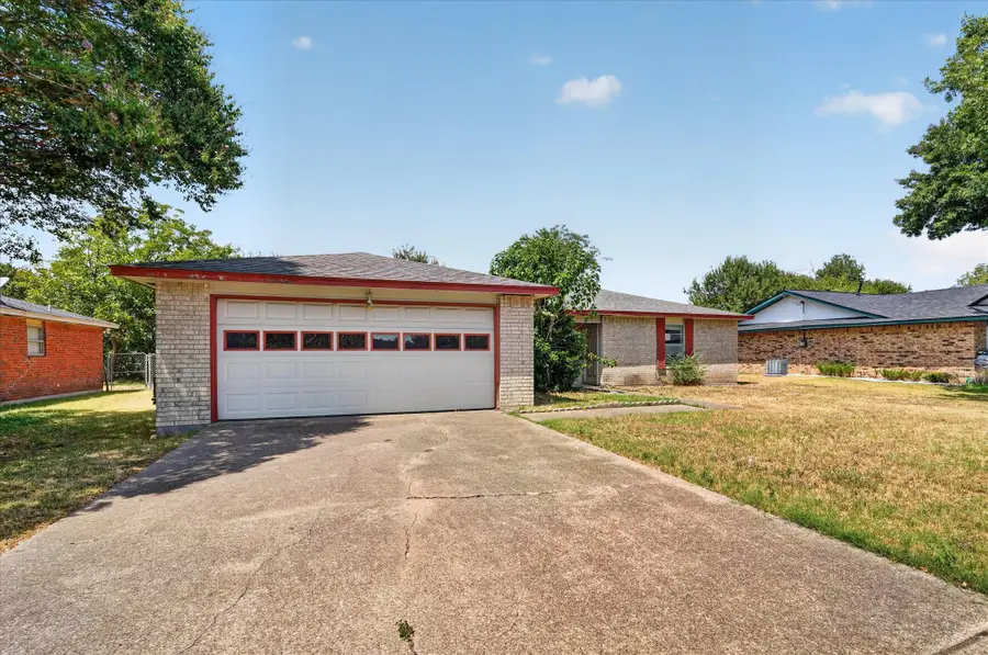 203 Myrtle Avenue, Waxahachie, TX 75165 - #3