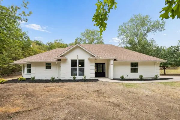 200 Willow Ridge Road, Fort Worth, TX 76103
