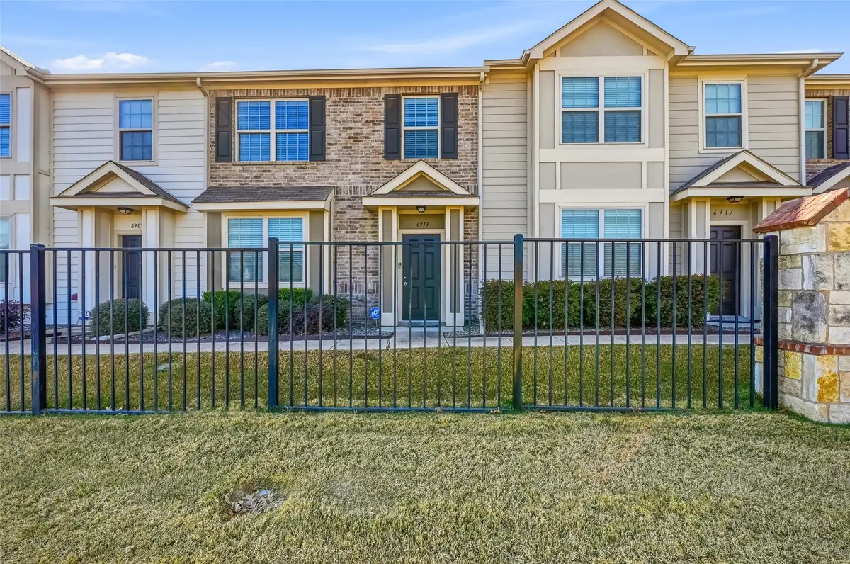 6913 Sandshell Boulevard, Fort Worth, TX 76137 - #1