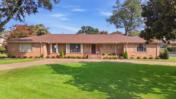 1936 Montrose Drive, Tyler, TX 75701