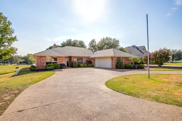 8810 Bellechase Road, Granbury, TX 76049